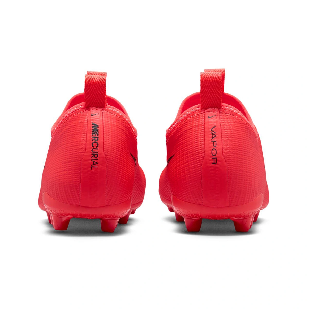 bota-nike-air-zoom-mercurial-vapor-17-academy-ag-nino-brt-crimson-blur-4