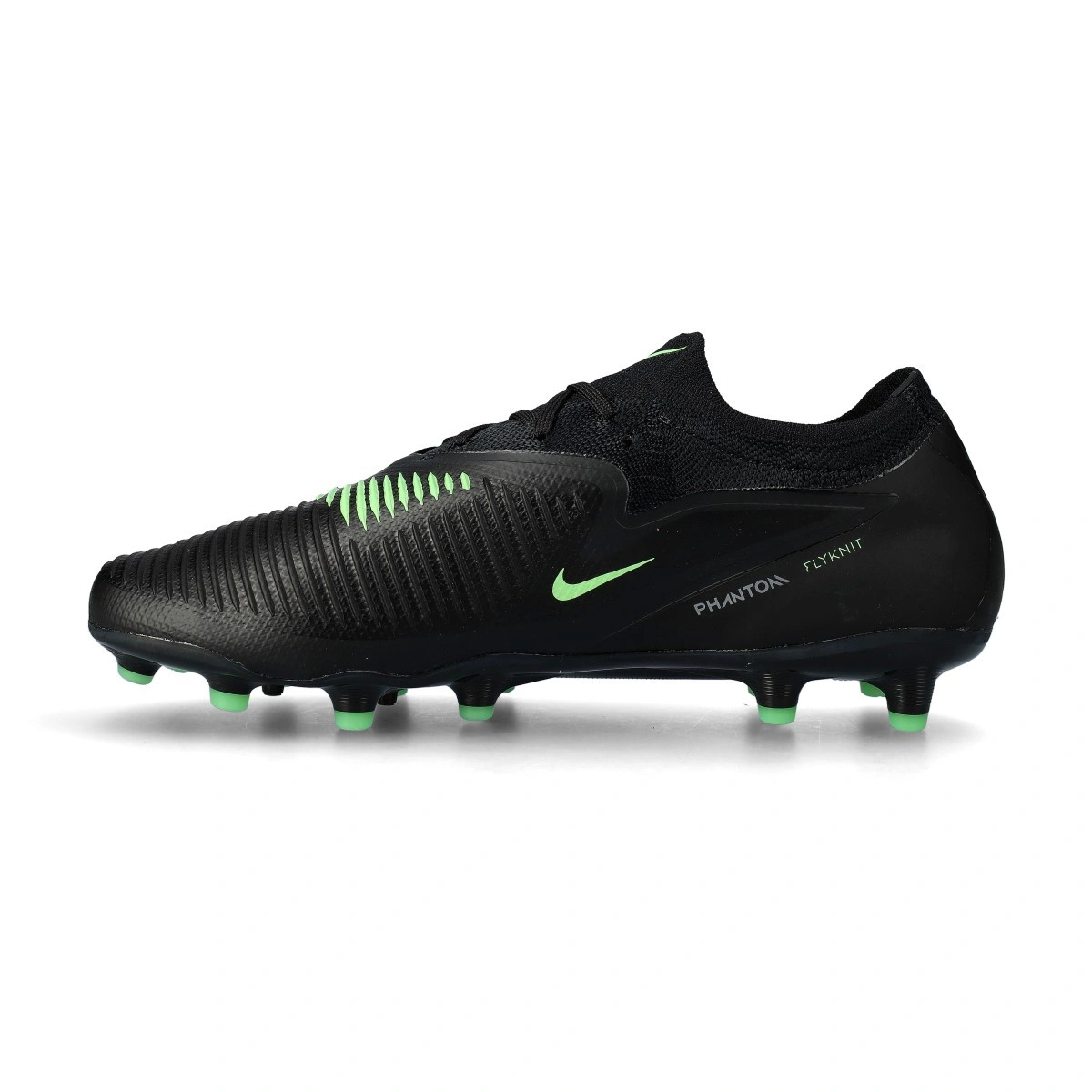 bota-nike-phantom-6-low-pro-ag-pro-negro-2