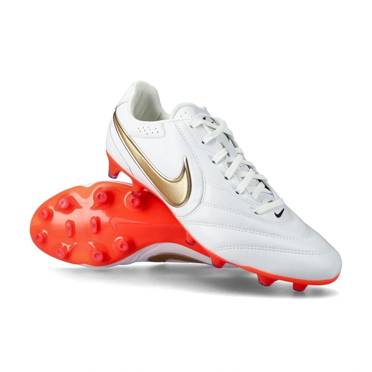 bota-nike-tiempo-maestro-pro-fg-blanco-0
