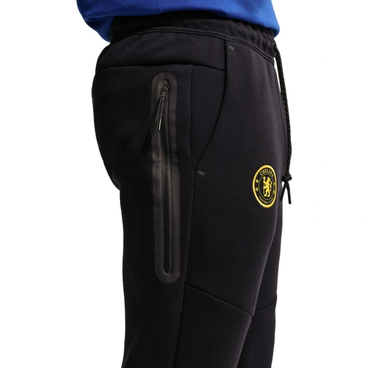 pantalon-largo-nike-chelsea-fc-fanswear-2026-2027-rush-blue-global-red-white-no-sponsor-3rd-1