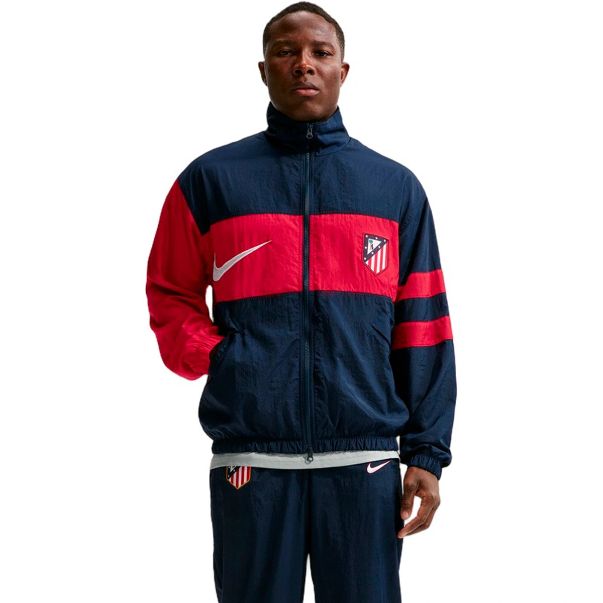 chaqueta-nike-atletico-de-madrid-fanswear-2026-2027-obsidian-salsa-red-white-no-sponsor-0