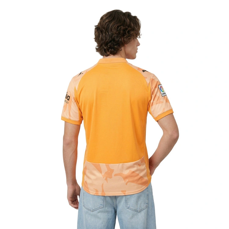 camiseta-puma-valencia-jornada-retro-2025-2026-naranja-1