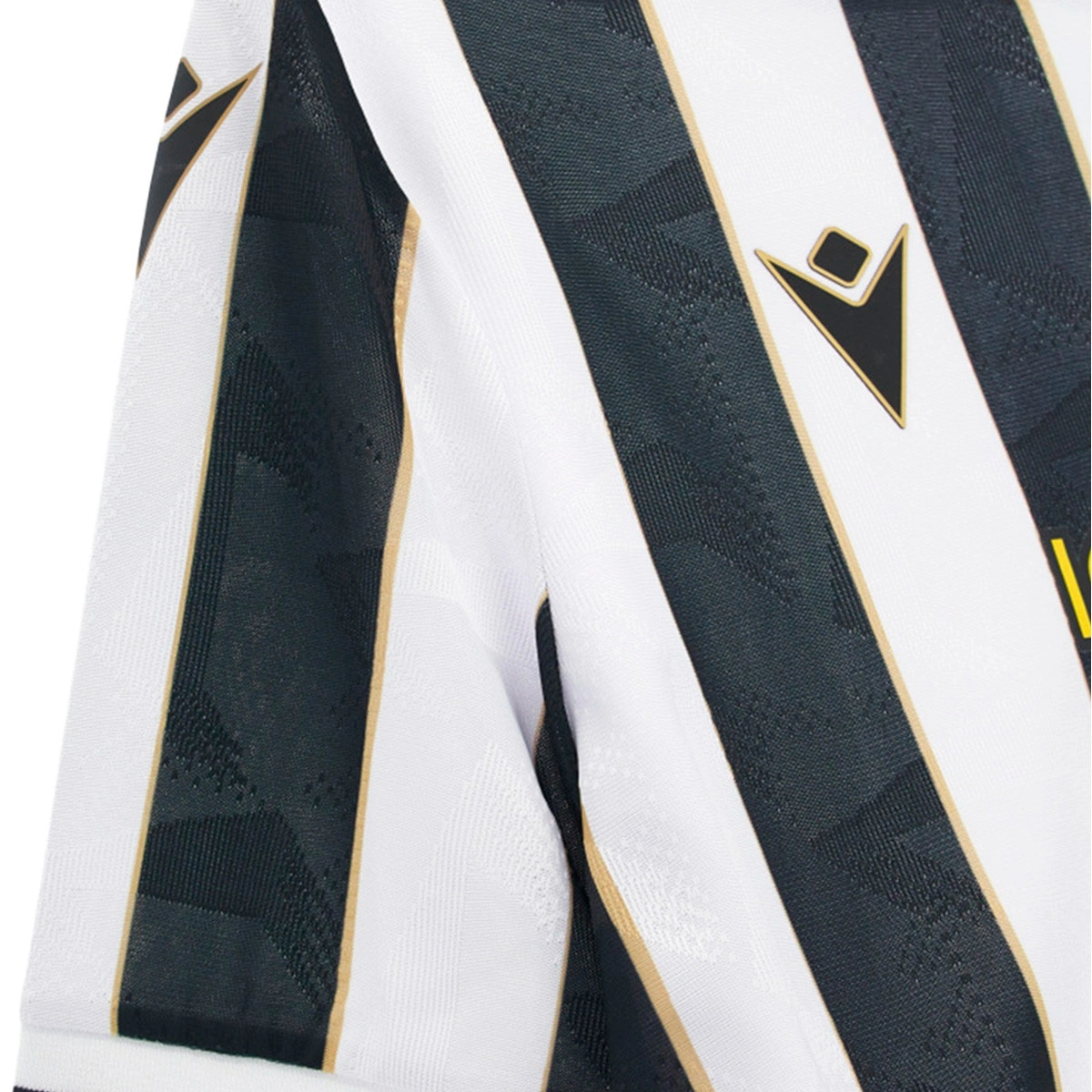 camiseta-macron-udinese-primera-equipacion-2026-2027-white-black-2