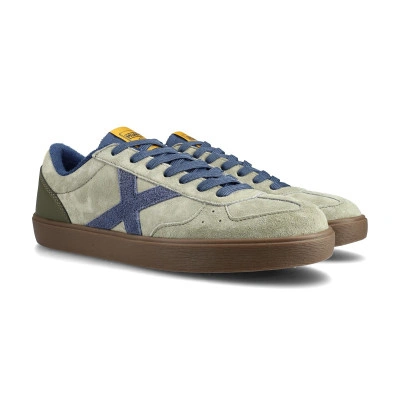 Break Premium Sneakers