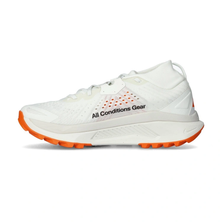 zapatilla-nike-acg-zegama-trail-summit-white-black-phantom-safety-orange-2