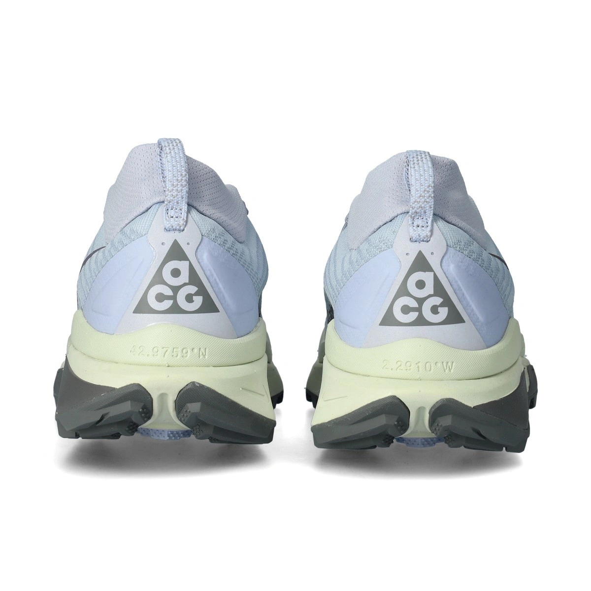 zapatilla-nike-acg-zegama-trail-mujer-ghost-cement-grey-sea-glass-smoke-grey-4