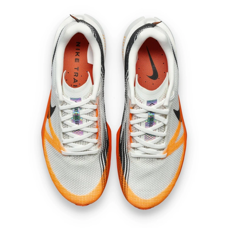 zapatilla-nike-terra-kiger-10-summit-white-black-total-orange-safety-orange-5