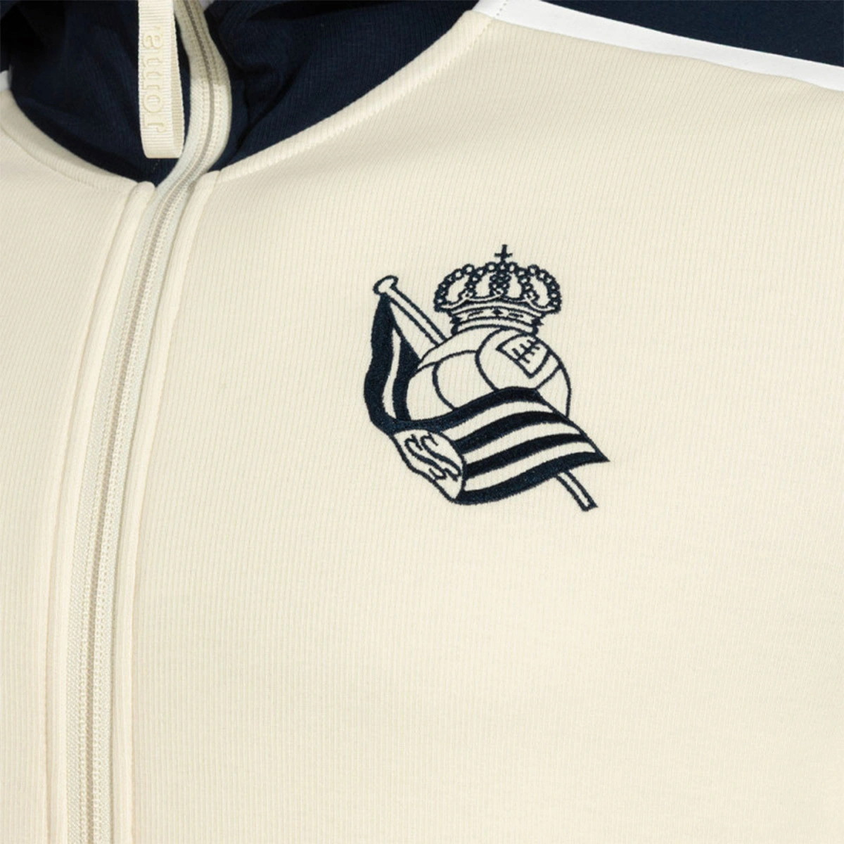 chaqueta-joma-real-sociedad-fanswear-2026-2027-beige-3