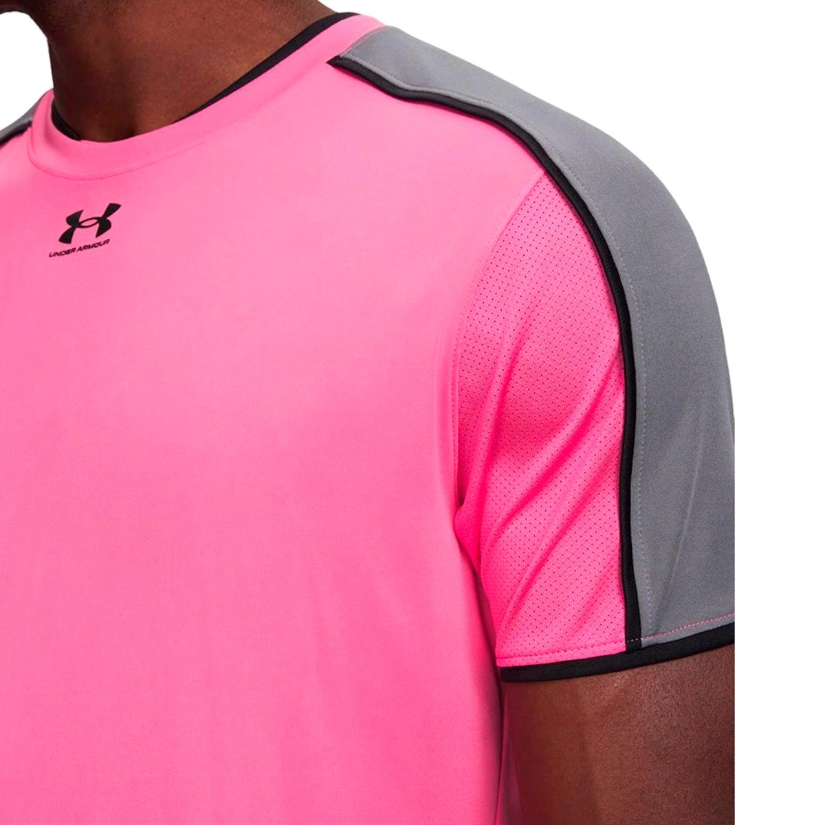 camiseta-under-armour-challenger-train-rosa-2