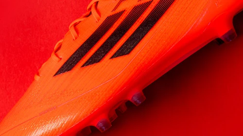 Outlet voetbalschoen