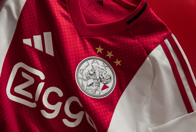 card Nieuw Ajax 2025/26 thuisshirt: Wees de eerste om hem te kopen!